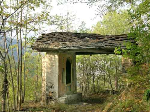 immagine VECCHIO SENTIERO BASSURA