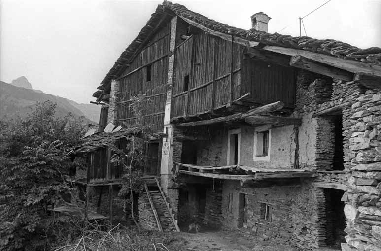 immagine SERRE MERIDIANA DATATA 1895