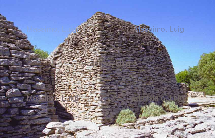 VILLAGE DES BORIES (GORDES)